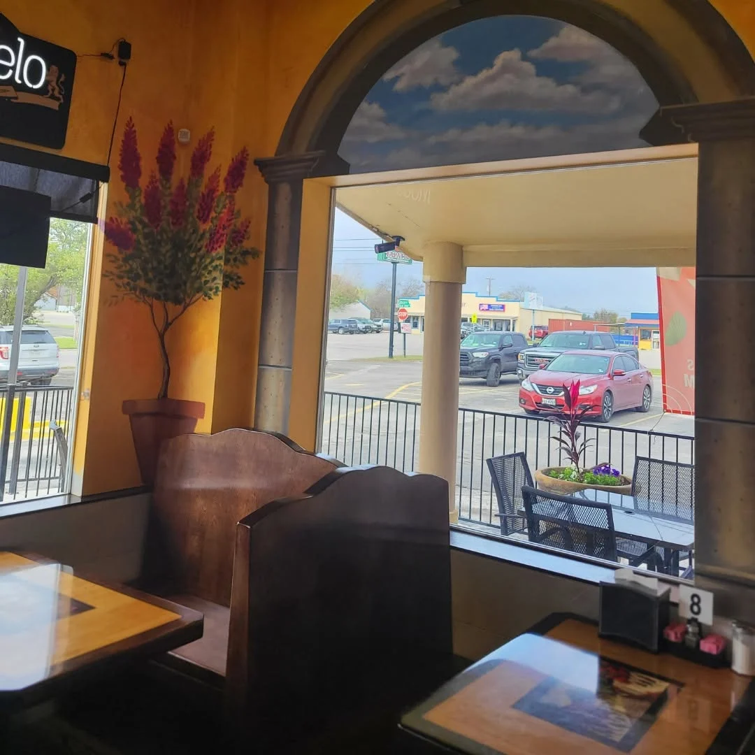 Dining room booth at Hacienda Tapatio