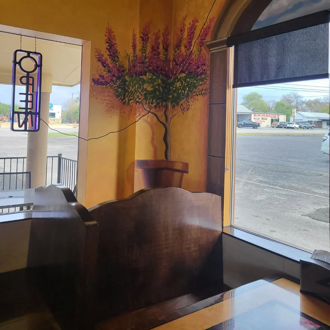 Interior window seating at Hacienda Tapatio